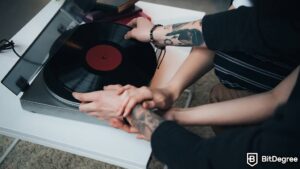 Read more about the article Blond:ish Launches NFT Project with Physical Vinyl Records