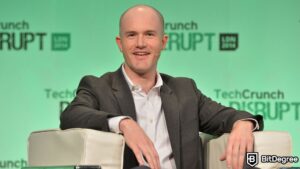 Read more about the article Coinbase CEO Claims Firm is Not Planning to Abandon US