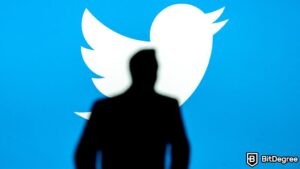 Read more about the article Twitter Crypto Accounts Hacked, Scammers Snatch Nearly $1M