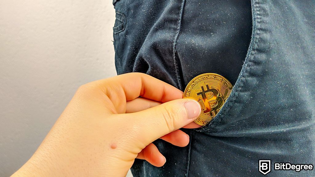 You are currently viewing Canadian Crypto Investors Warned About Home Robberies